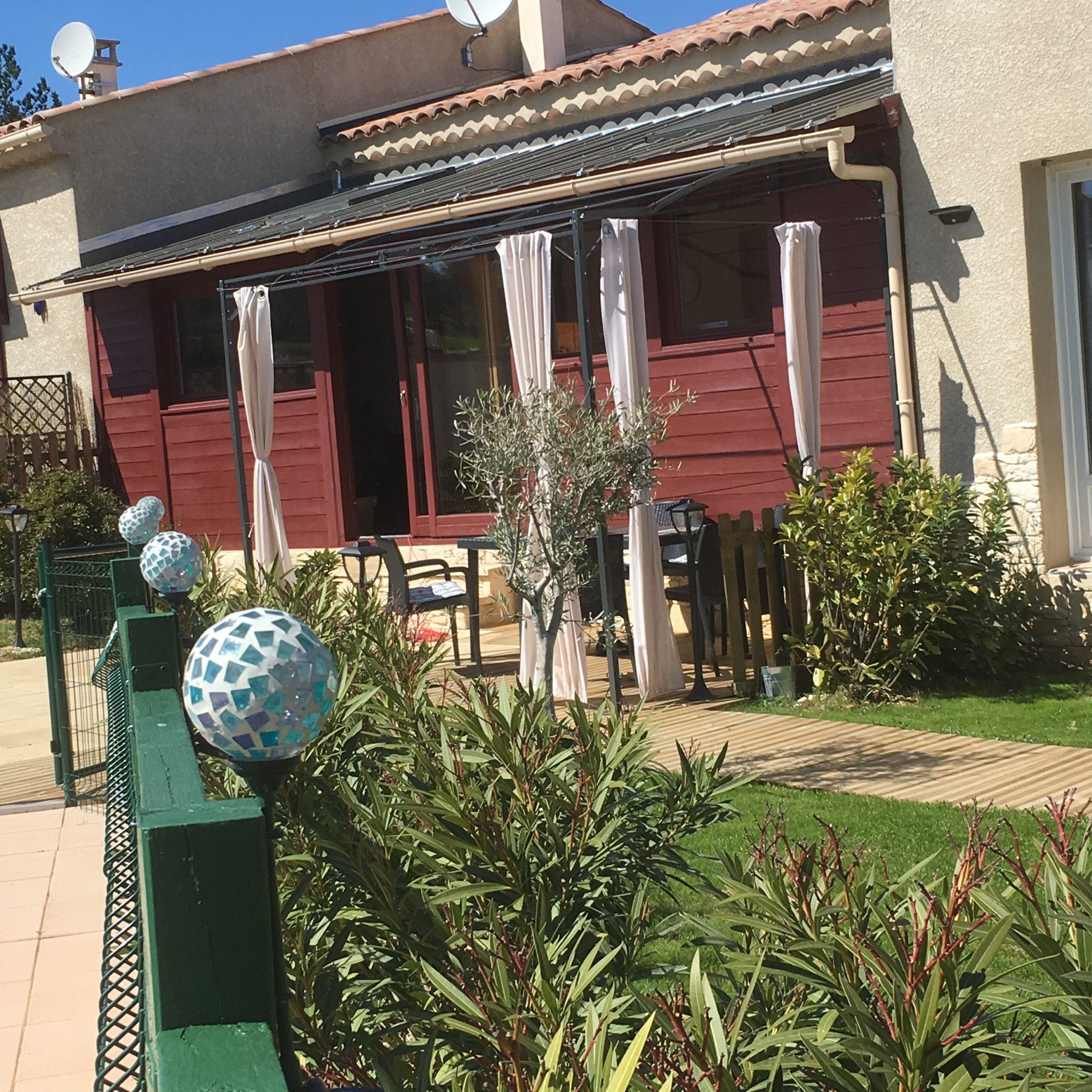 vue du gîte les lavandes vue du gîte les lavandes